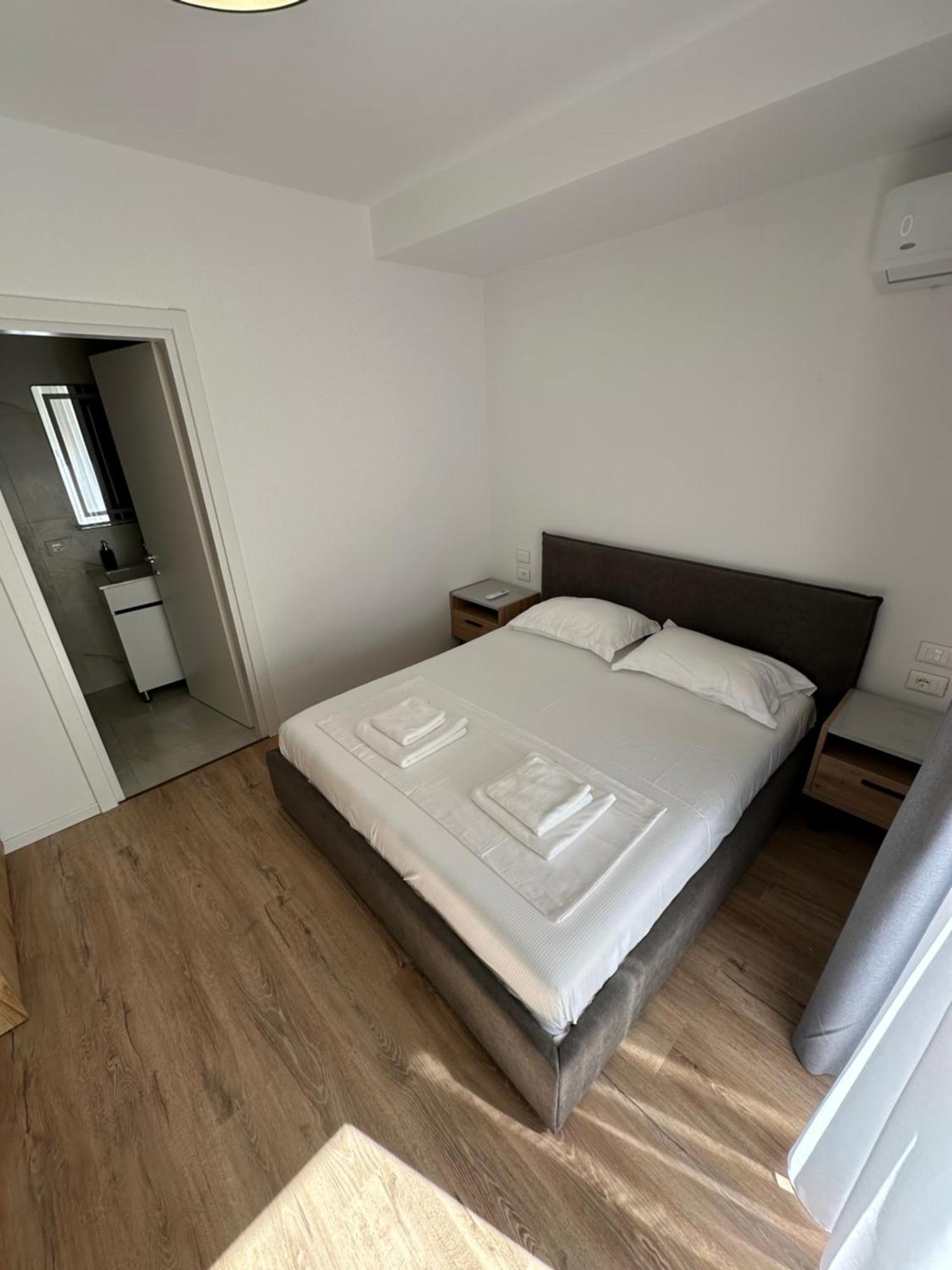 New Bazaar Studios Тирана Экстерьер фото