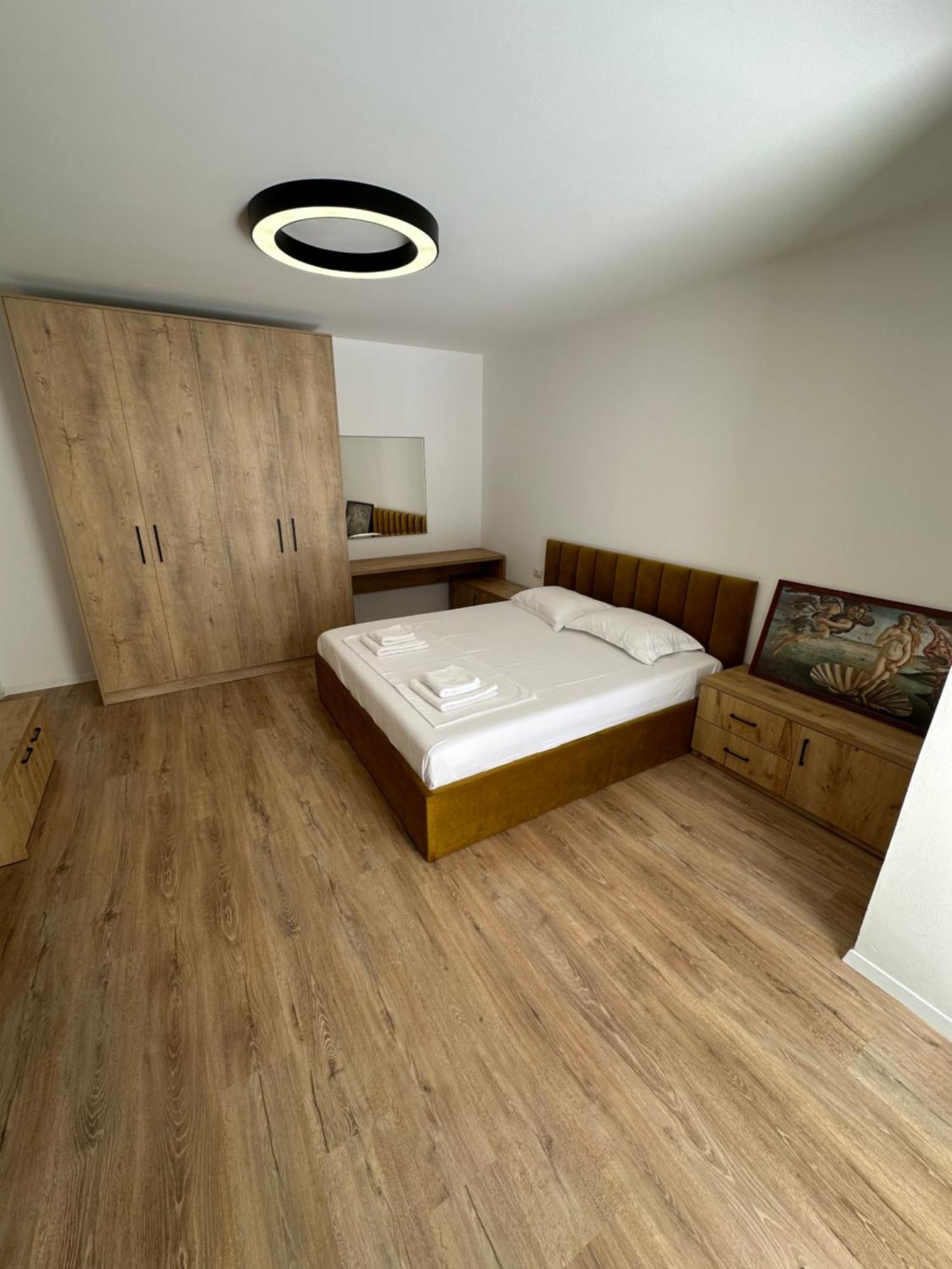 New Bazaar Studios Тирана Экстерьер фото